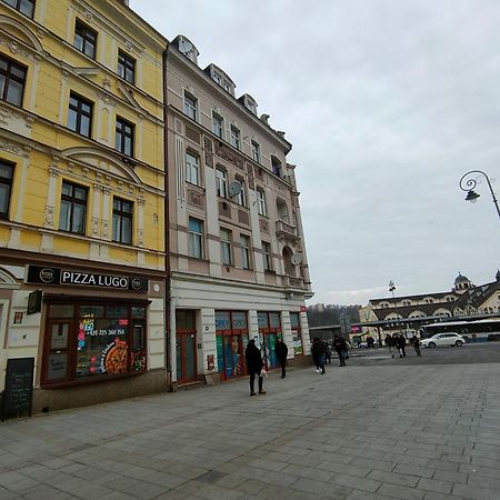Family Apartment Kv Karlovy Vary Exterior foto